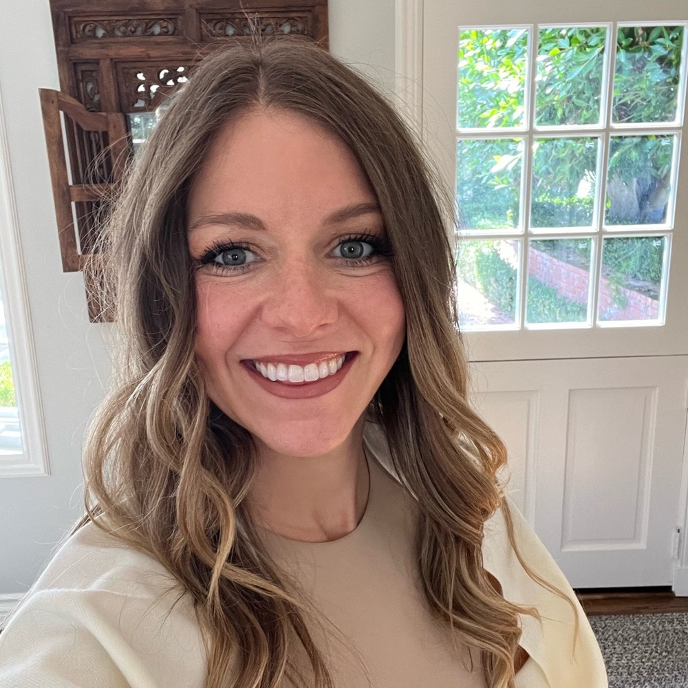 Meet your Posher, Nicole